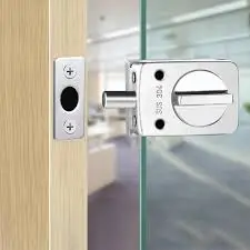 Aksesoris Kaca Tempered Percantik Interior dan Eskterior Bangunan 5 foto kunci pintu kaca
