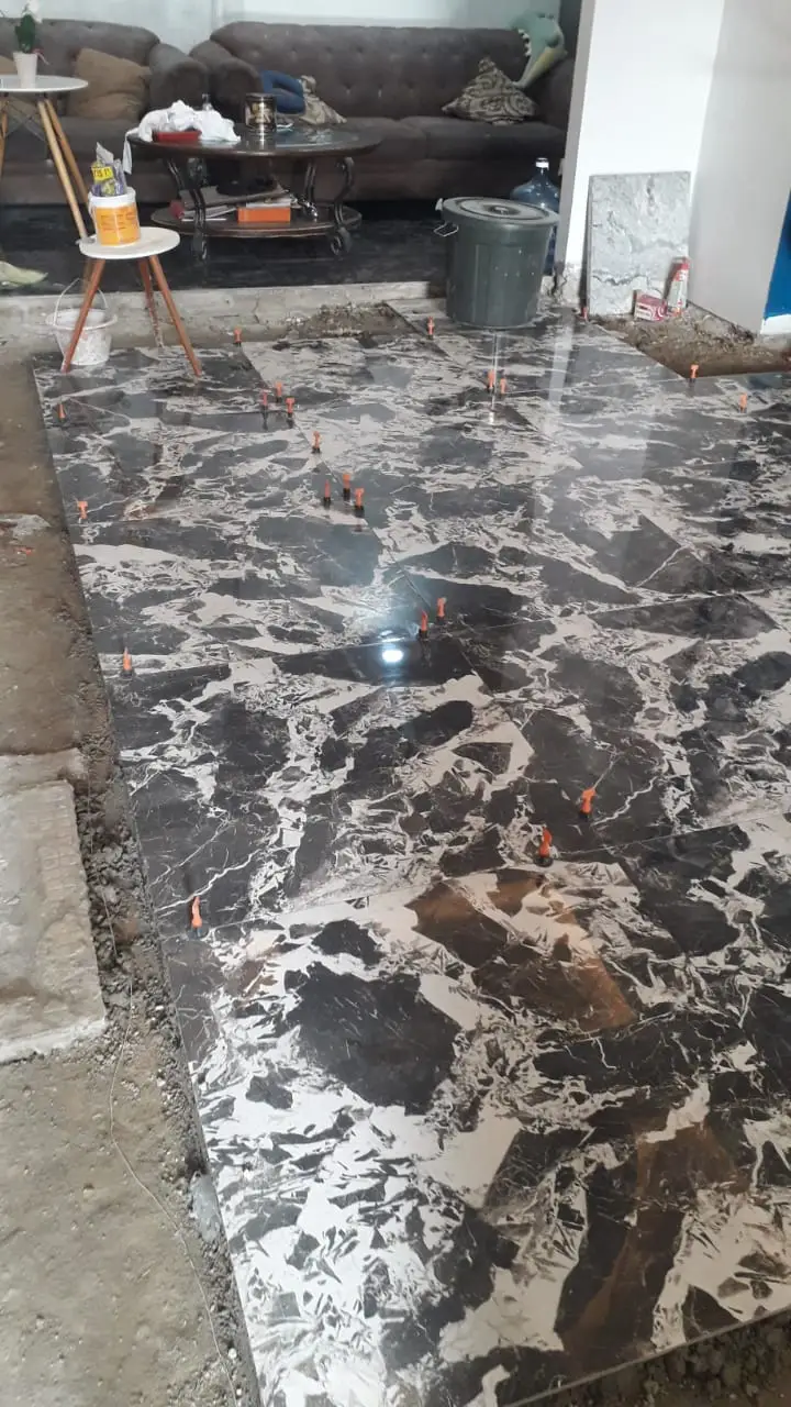 Foto harga borongan pasang keramik 60x60