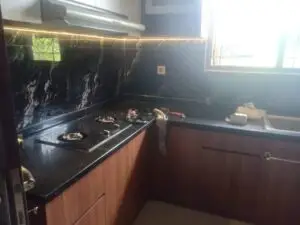 Meja Dapur Granit, Inilah Beberapa Kelebihan yang Bisa Dijadikan Pertimbangan 2 meja dapur granit alam 1