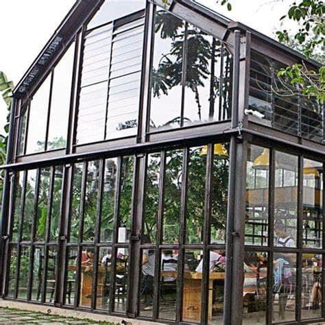 Foto Kafe Industrial Rangka Baja
