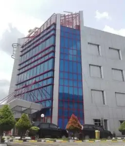 Alat dan Bahan Curtain Wall 2 building 1