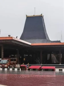 Keunggulan Desain Joglo sebagai Gedung Pertunjukan 2 Gambar Joglo sebagai gedung pertunjukkan