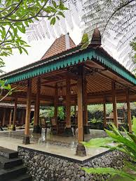 Foto ruang kunjungan joglo dan limasan