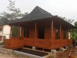 Atap Limasan untuk Kafe Modern dengan Nuansa Tradisional 3 Foto atap limasan untuk kafe