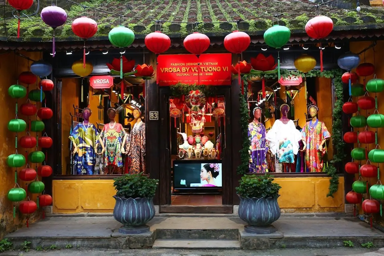 lLustrasi Butik Rumah Kayu
