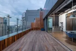 Ilustrasi Membangun bisnis penthouse