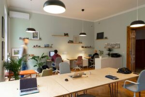 Mengenal SOHO (Small Office Home Office) 3 Ilustrasi SOHO Small office Home Office