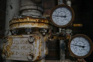 Konsekuensi Sistem Piping, Hydrant, dan Sprinkler Salah Rancang 4 piping, hydrant, sprinkler