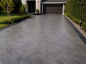 concrete cetak di area driveaway
