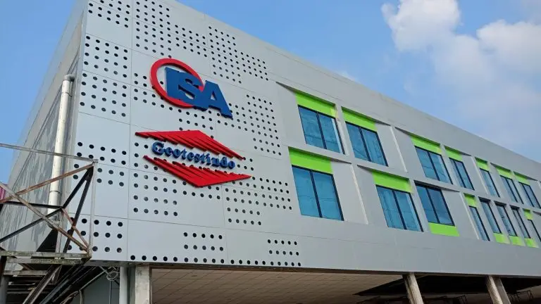 ACP untuk Fasad Gedung Kantor Pabrik 5